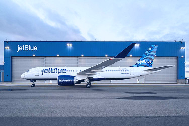 JetBlue Is the Best U.S. Airline in 2021, According to T+L Readers — Here's  Why